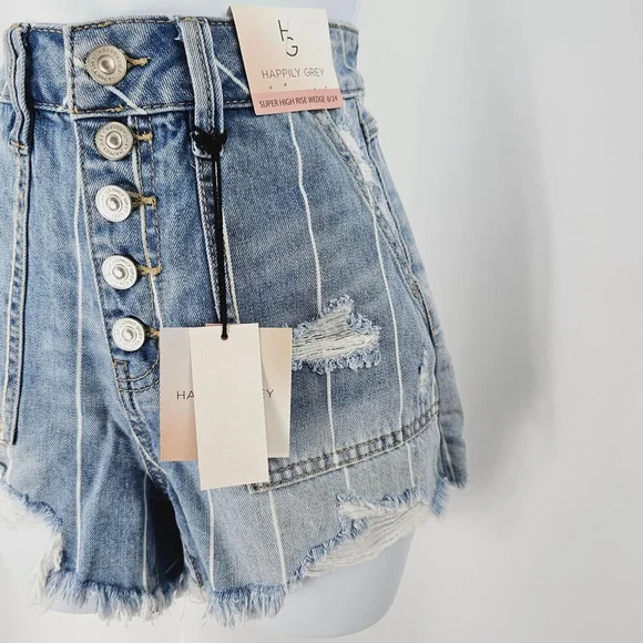 Happily Grey Super High Rise Distressed Striped Denim Shorts Size 1/25 NWT - Picture 3 of 14